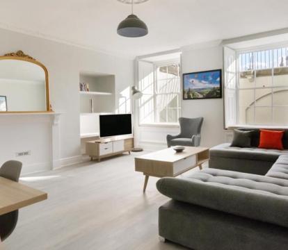 Photo of Luxury 2 bedroom Clifton flat with free parking