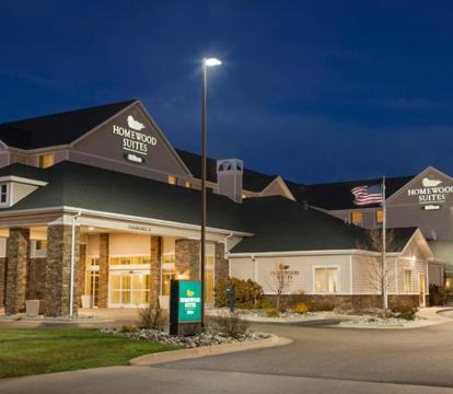 Escape to Romance: Unwind at Our Handpicked Selection of Romantic Hotels in Fargo (North Dakota)
