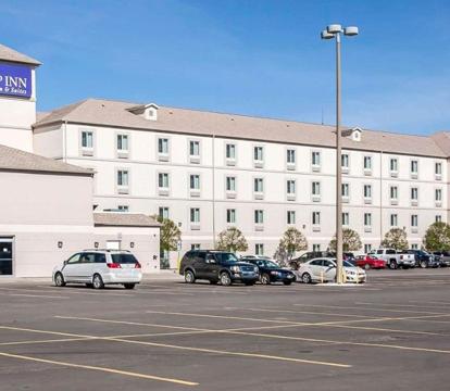 Photo of Sleep Inn & Suites Conference Center and Water Park