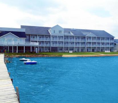 Photo of Lakeside Resort & Conference Center