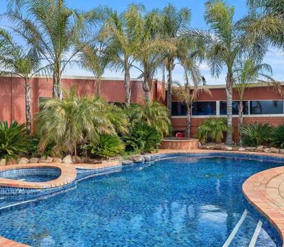 Photo of Peppermill Inn Motel