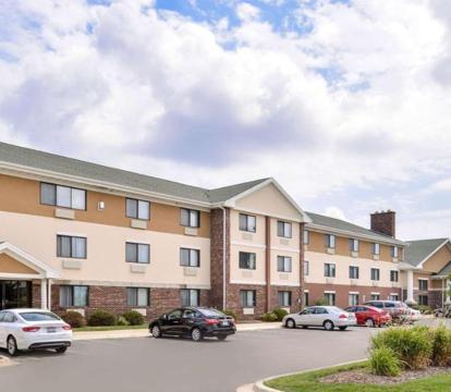 Photo of Quality Inn Bolingbrook I-55