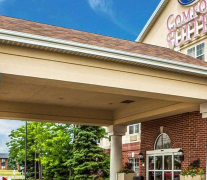 Best hotels with Spa and Wellness Center in Oak Creek (Wisconsin)