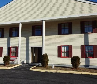 Photo of Hilltop Express Inn