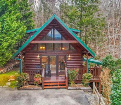 Photo of Hugs N Kisses Pool Table Hot Tub Pool Table Community Pool Close to Downtown Gatlinburg