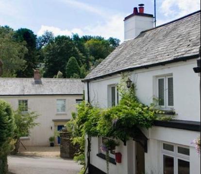 The most romantic hotels and getaways in Totnes (Devon)