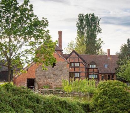 The most romantic hotels and getaways in Bromyard (Herefordshire)