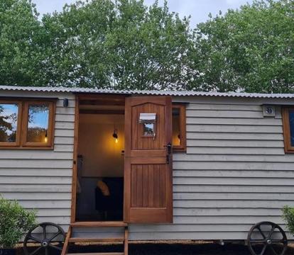 Photo of The Owls Rest Shepherds Hut Hethel