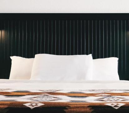 Photo of Jackalope Motor Lodge