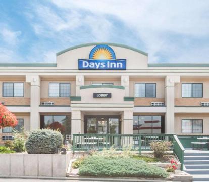 Photo of Days Inn by Wyndham West Rapid City