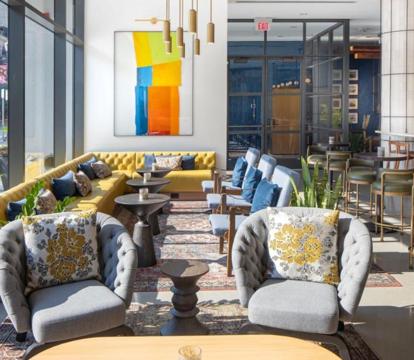 Photo of Jasper Hotel