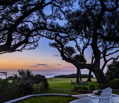 Photo of Beachview Club Hotel