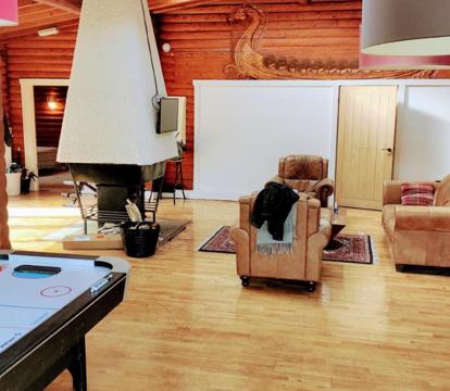 Romantic Hotels with a hot tub in the room or jacuzzi suites for a luxurious and intimate experience in Perthshire