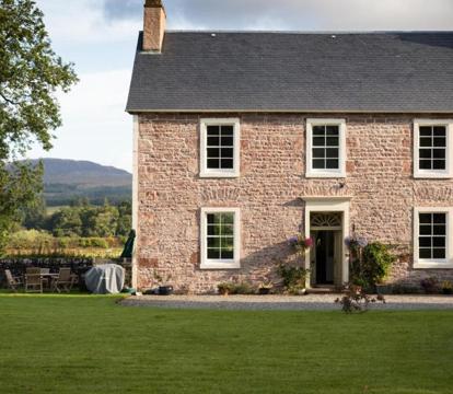 Photo of Kilmaronock Manse B&B