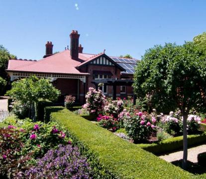 Photo of Kyneton Manor House