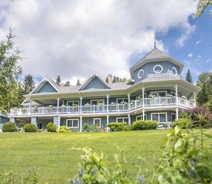 Photo of La Maison Bleue du Lac Wallace