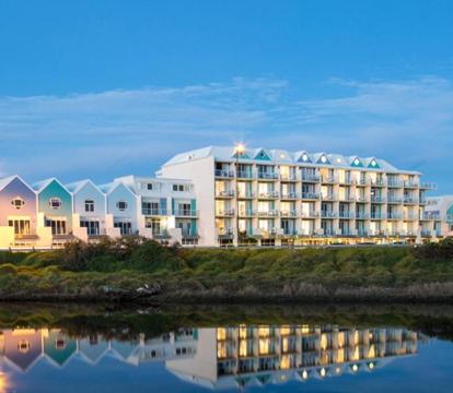 Photo of Lady Bay Resort