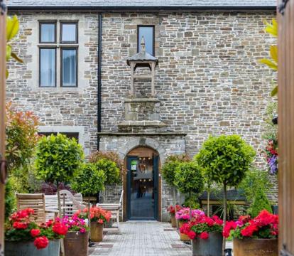Adults Only Hotels in Hensol (Glamorgan)
