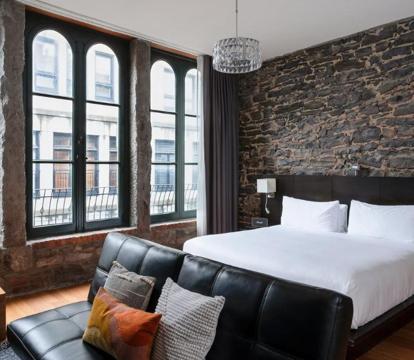 Photo of Le Petit Hotel Montreal