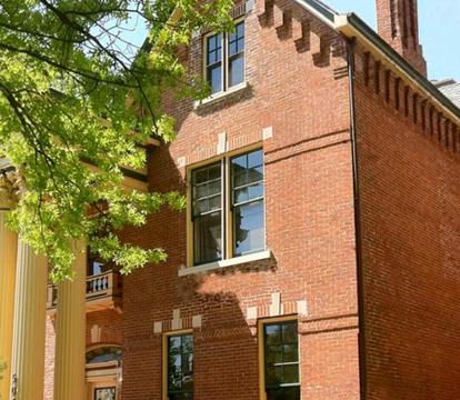 Photo of Lyndon House Bed & Breakfast