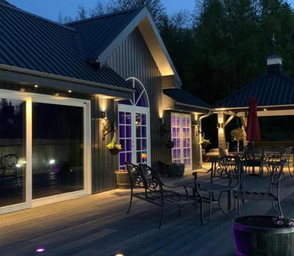 Photo of Little Fox Lodge Hideaway Glencoe - 5 Star with Hot Tub overlooking Loch Linnhe