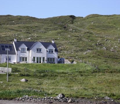 Adults Only Hotels in Bunaveneadar (Isle of Lewis)