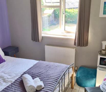 Photo of love-lyph stays