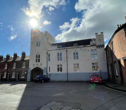 Photo of Lovely apartment in the heart of Chester with free parking