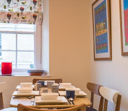 Photo of Luxury 3 Bed flat in the centre of Woodstock