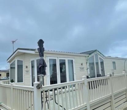 Photo of Luxury Caravan - WI-FI and SMART TV newly installed