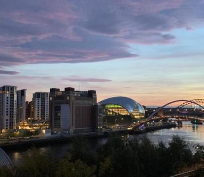 Photo of Luxury Modern Apartment with Stunning balcony view