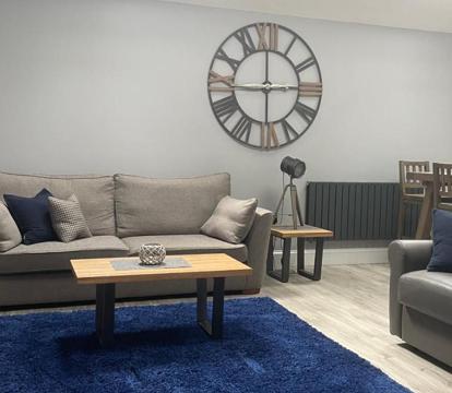 Photo of The Store, Luxury modern conversion with open plan living - Sleeps 4