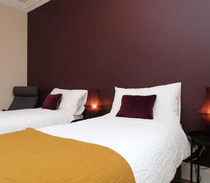 Photo of Luxury spacious 2 bed apartment FREE AMPLE PARKING