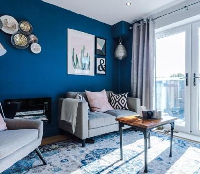 Photo of Style and Comfort with Private FREE Parking, Sheffield