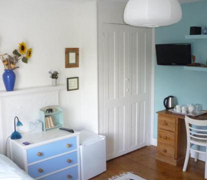 Photo of Manor Cottage Bed and Breakfast