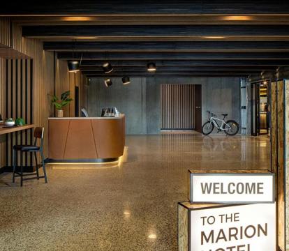 Photo of Marion Hotel