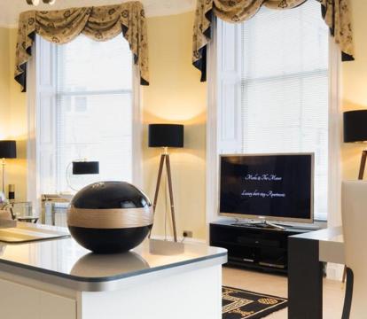 Photo of Marks at The Manor Luxury Riverside Apartments - Sleeps up to 4, with Parking and Wi-Fi