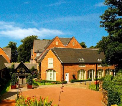 SpaHotels in Worsley (Greater Manchester)