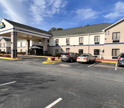 Best hotels with Hot Tub in room in Mauldin (South Carolina)