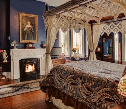 Photo of McMillan Inn