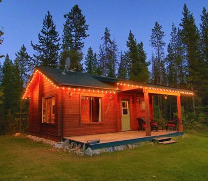 Photo of Mica Mountain Lodge & Log Cabins