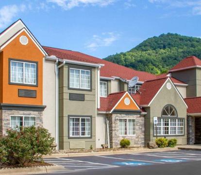Photo of Quality Inn & Suites Maggie Valley
