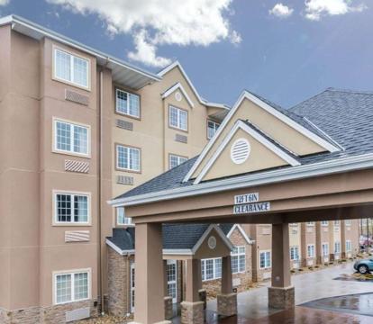 Photo of Microtel Inn & Suites by Wyndham Rochester South Mayo Clinic
