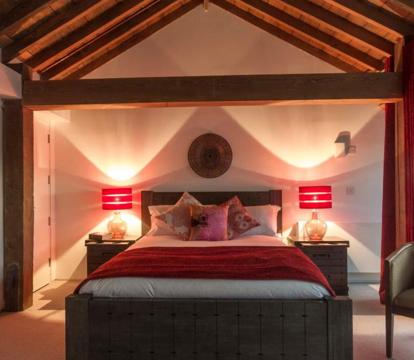 Photo of Luxury Royal William Yard Apartment - Mills Bakery, Air Conditioning, Free Parking