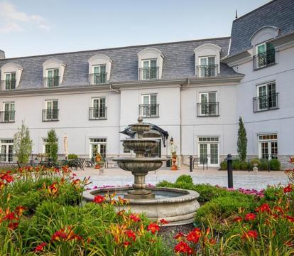 Best hotels with Spa and Wellness Center in Rhinebeck (New York State)
