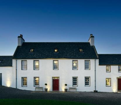 The most romantic hotels and getaways in Portree (Highlands)