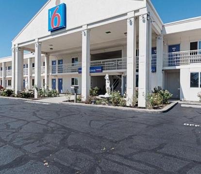 Photo of Motel 6-Martinsburg, WV