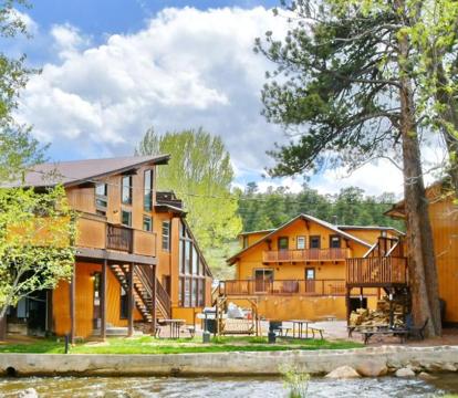 Photo of Murphy's River Lodge