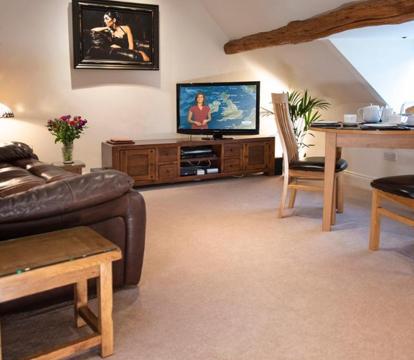 Photo of Neroli River View Apartment