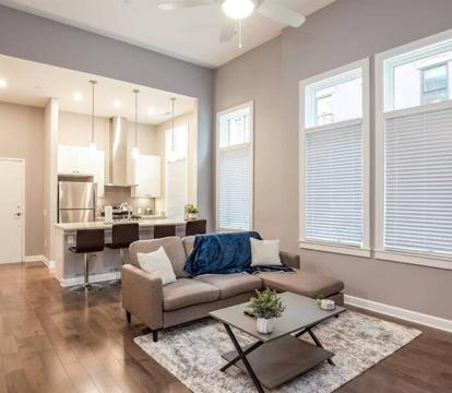 Photo of **NEW mOdernLUX best OTR condo *Park ONsite**